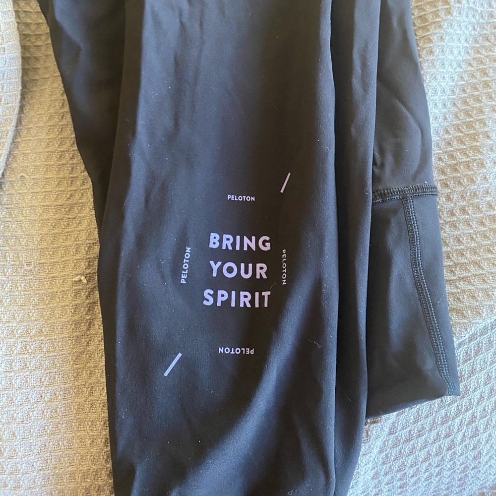 Peloton BRING YOUR SPIRIT leggings